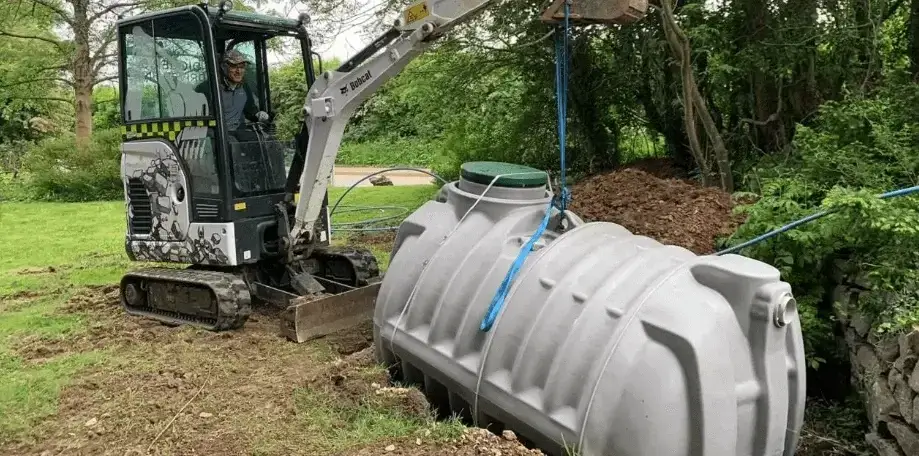 1000 gallon plastic septic tank